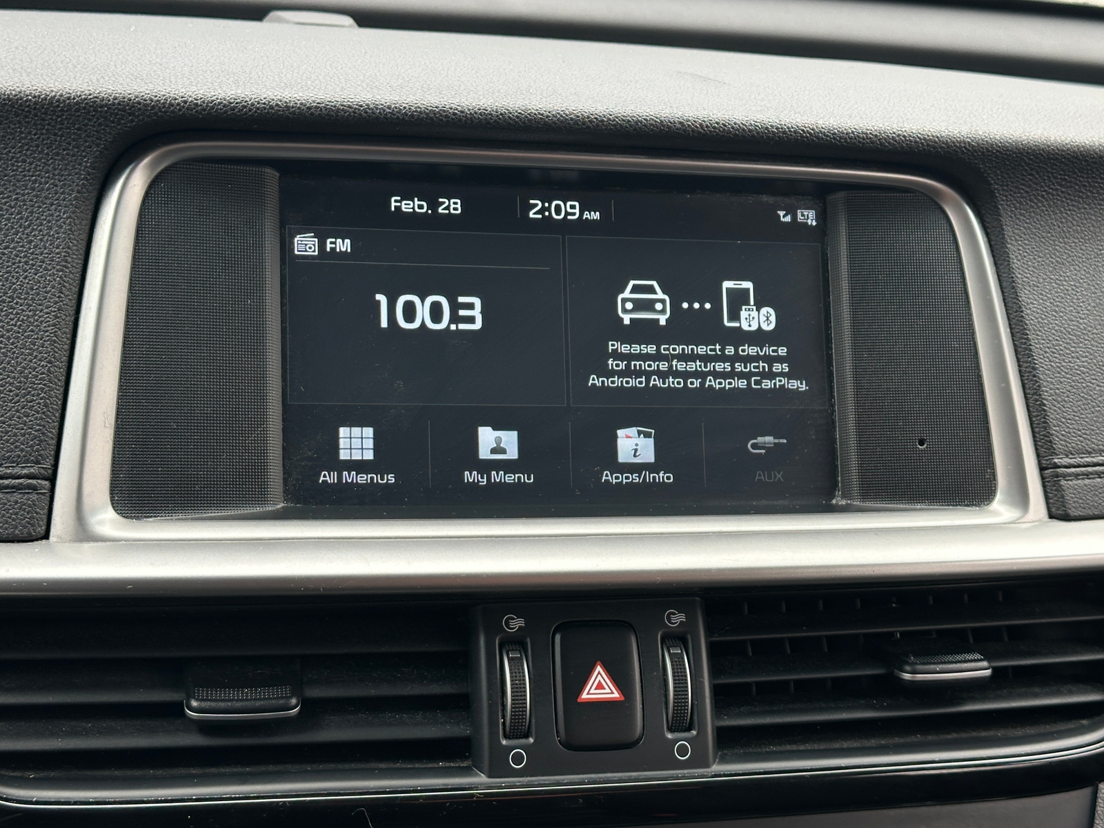 Thumbnail: 2019 Kia Optima - 4