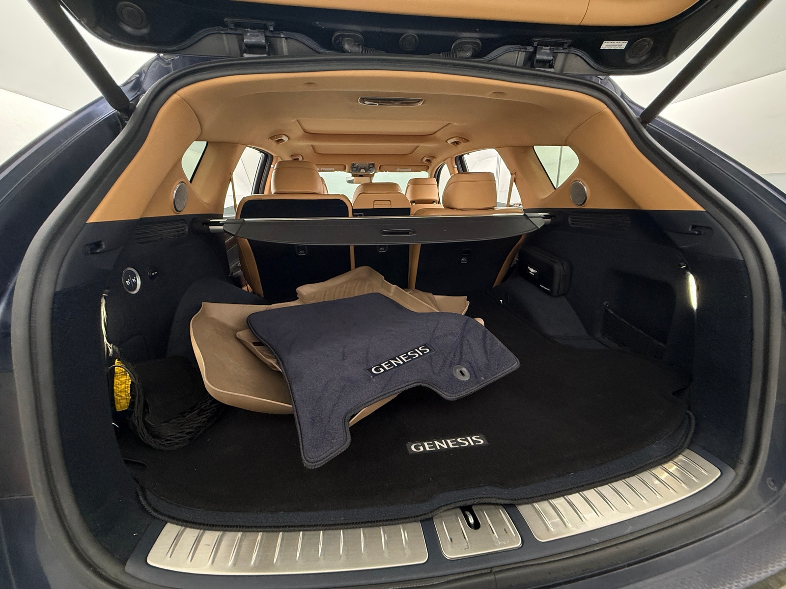 Thumbnail: 2022 Genesis GV80 - 6