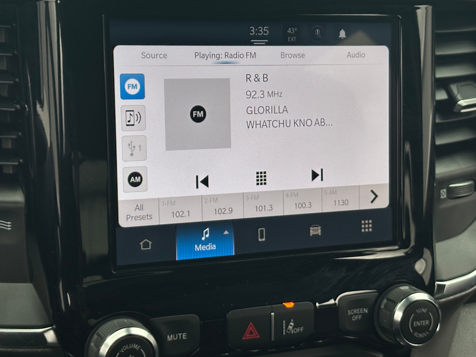 Thumbnail: 2025 RAM 1500 - 4