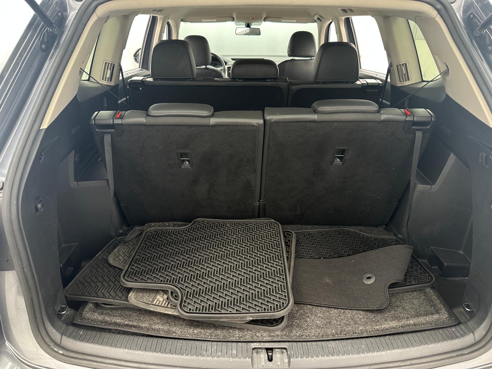 Thumbnail: 2020 Volkswagen Atlas - 6