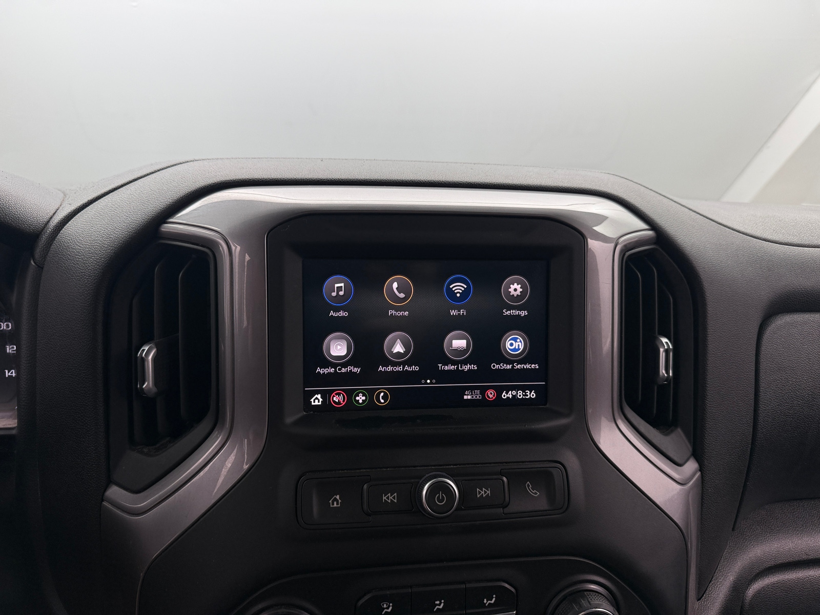 Thumbnail: 2020 Chevrolet Silverado 1500 - 4