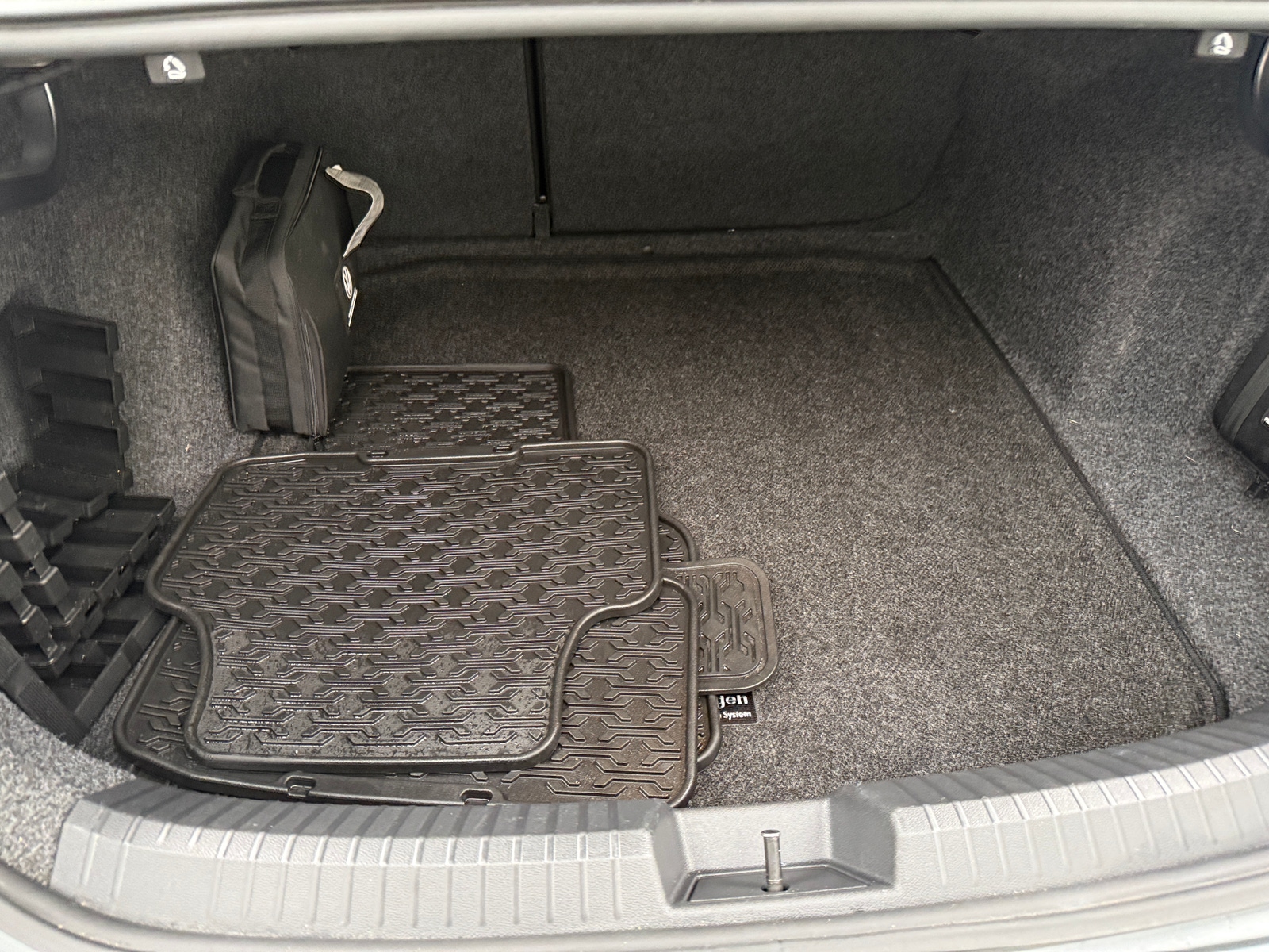 Thumbnail: 2022 Volkswagen Jetta - 7