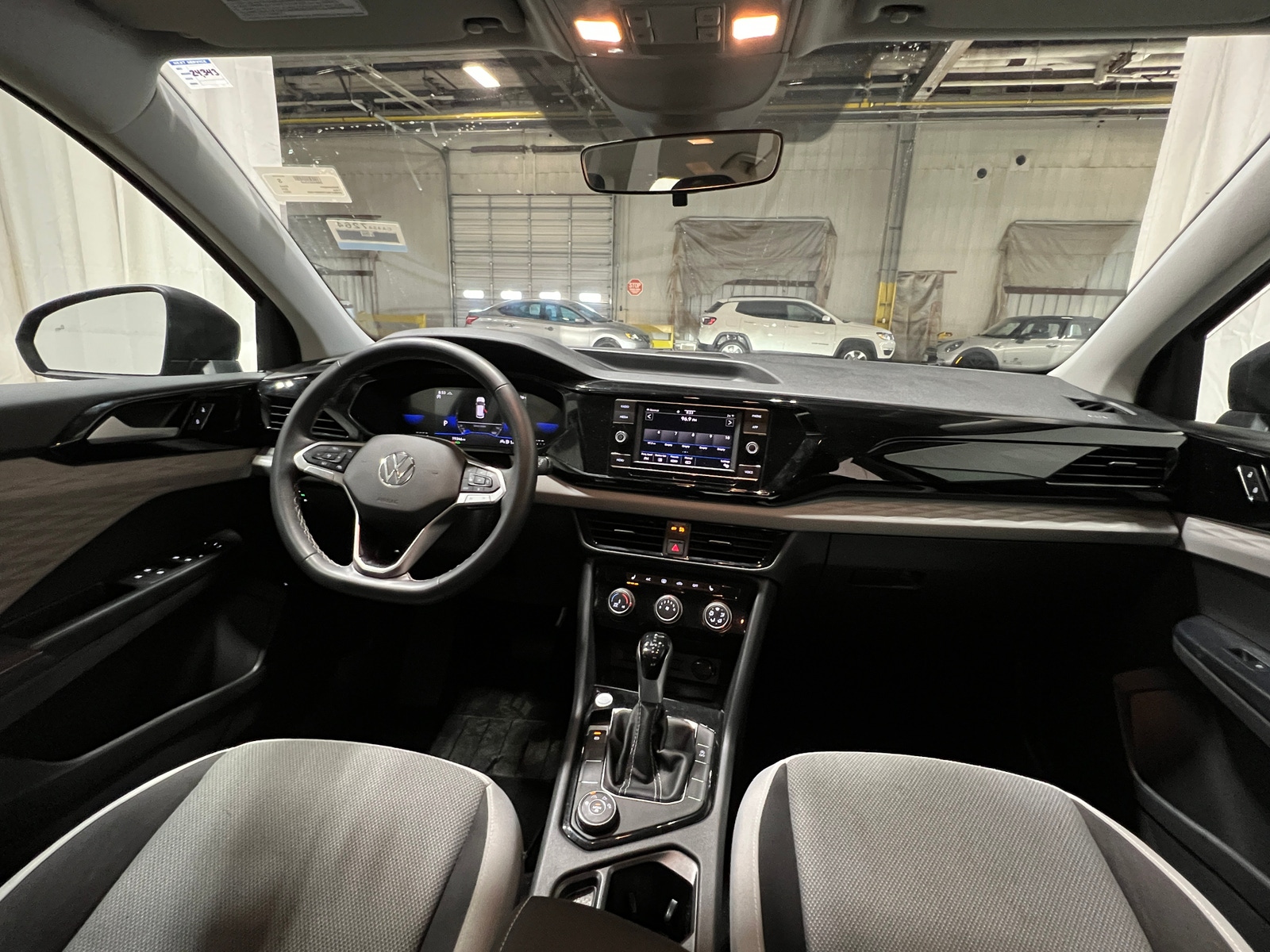 Thumbnail: 2024 Volkswagen Taos - 3