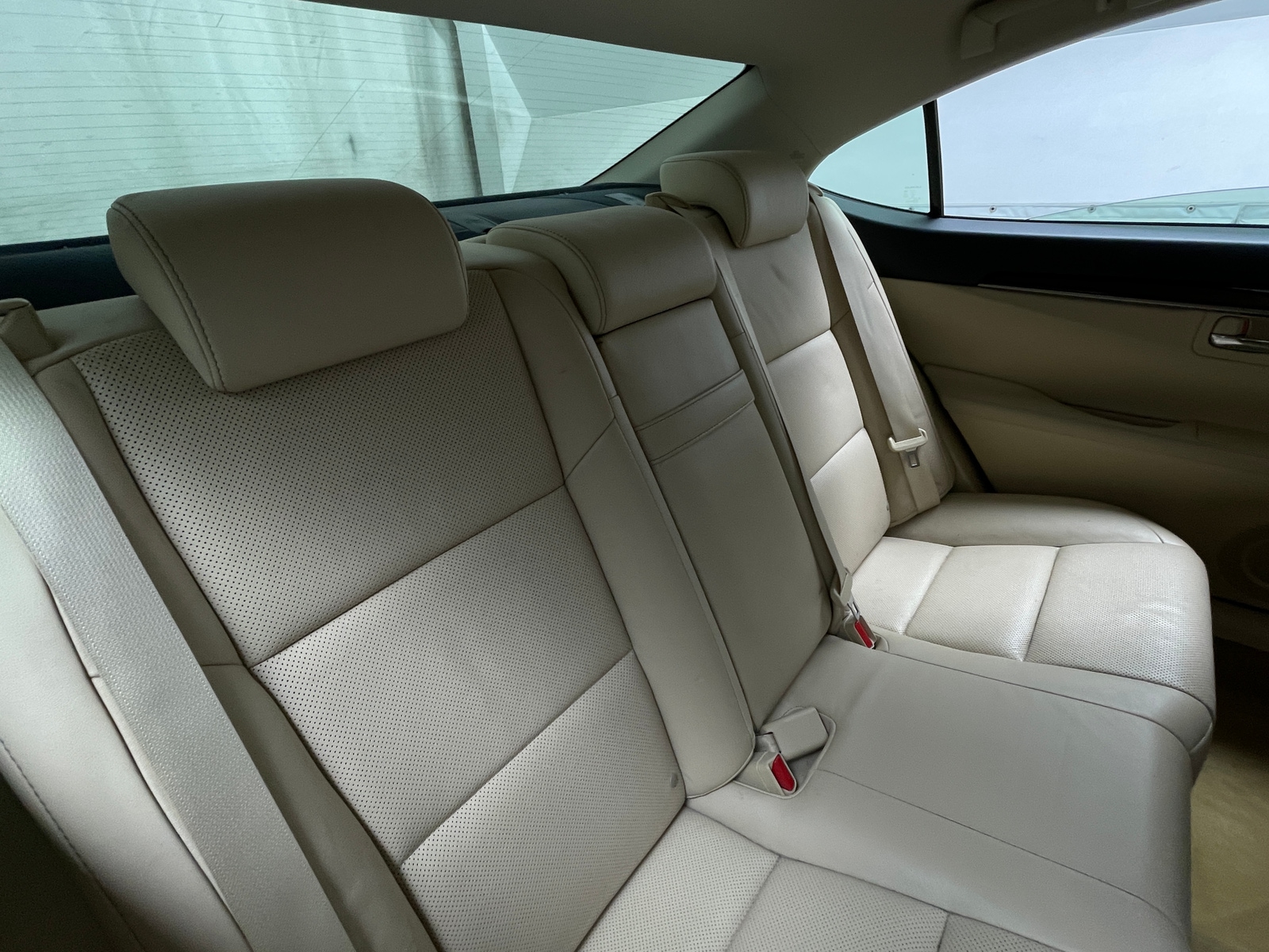 Thumbnail: 2014 Lexus ES - 5