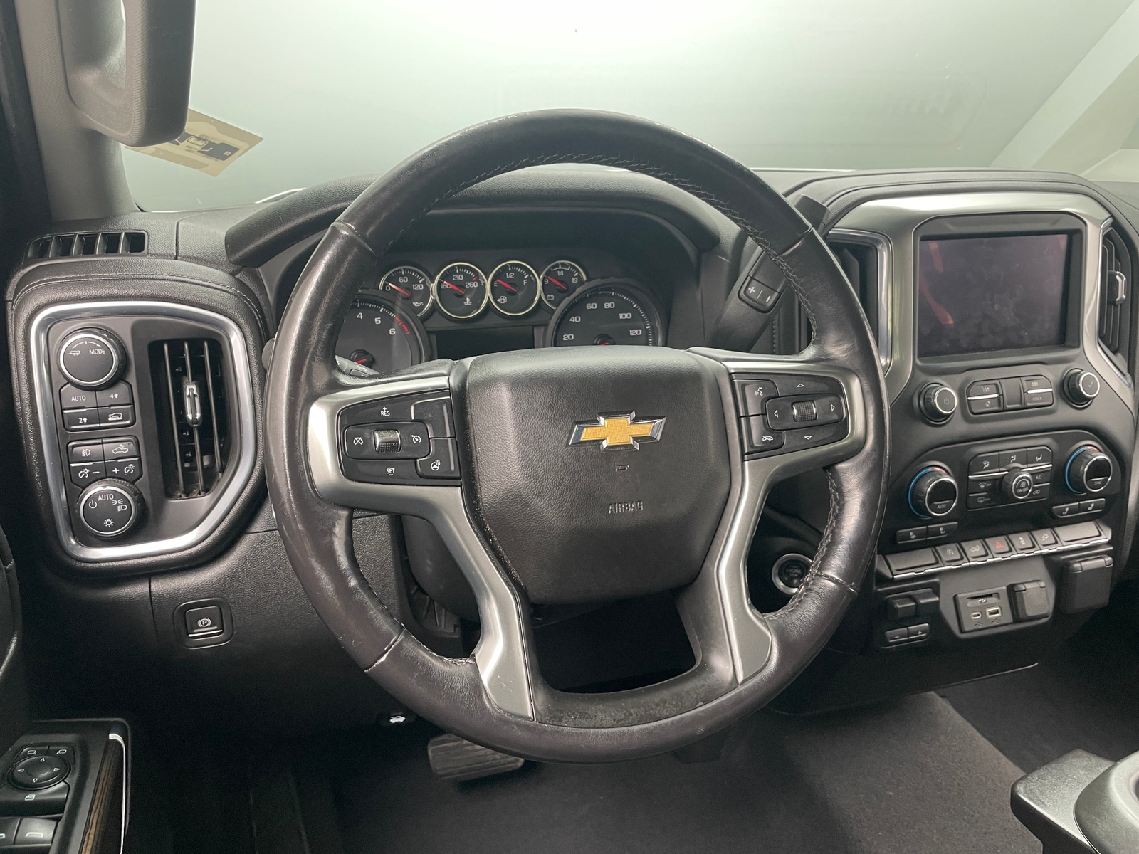 Thumbnail: 2021 Chevrolet Silverado 1500 - 5