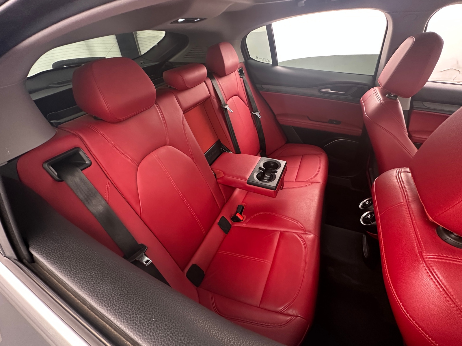 Thumbnail: 2021 Alfa Romeo Stelvio - 5