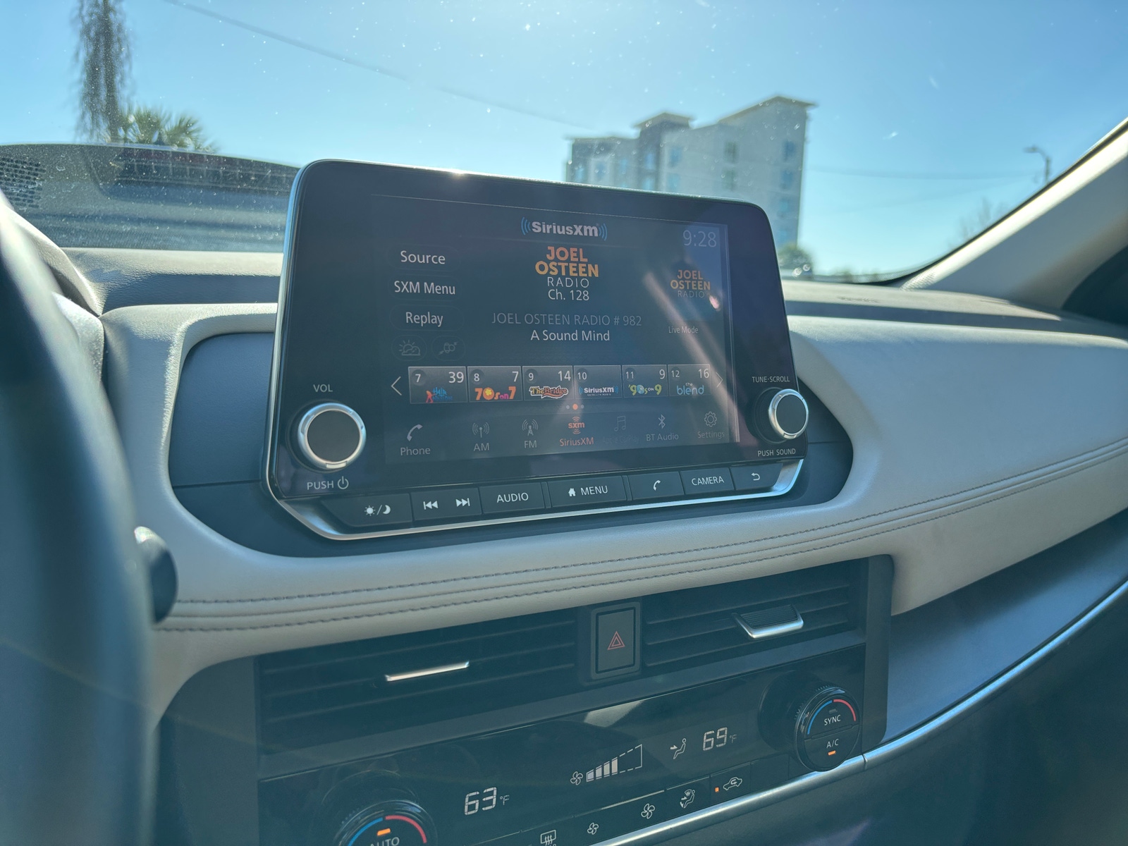 Thumbnail: 2025 Nissan Rogue - 4