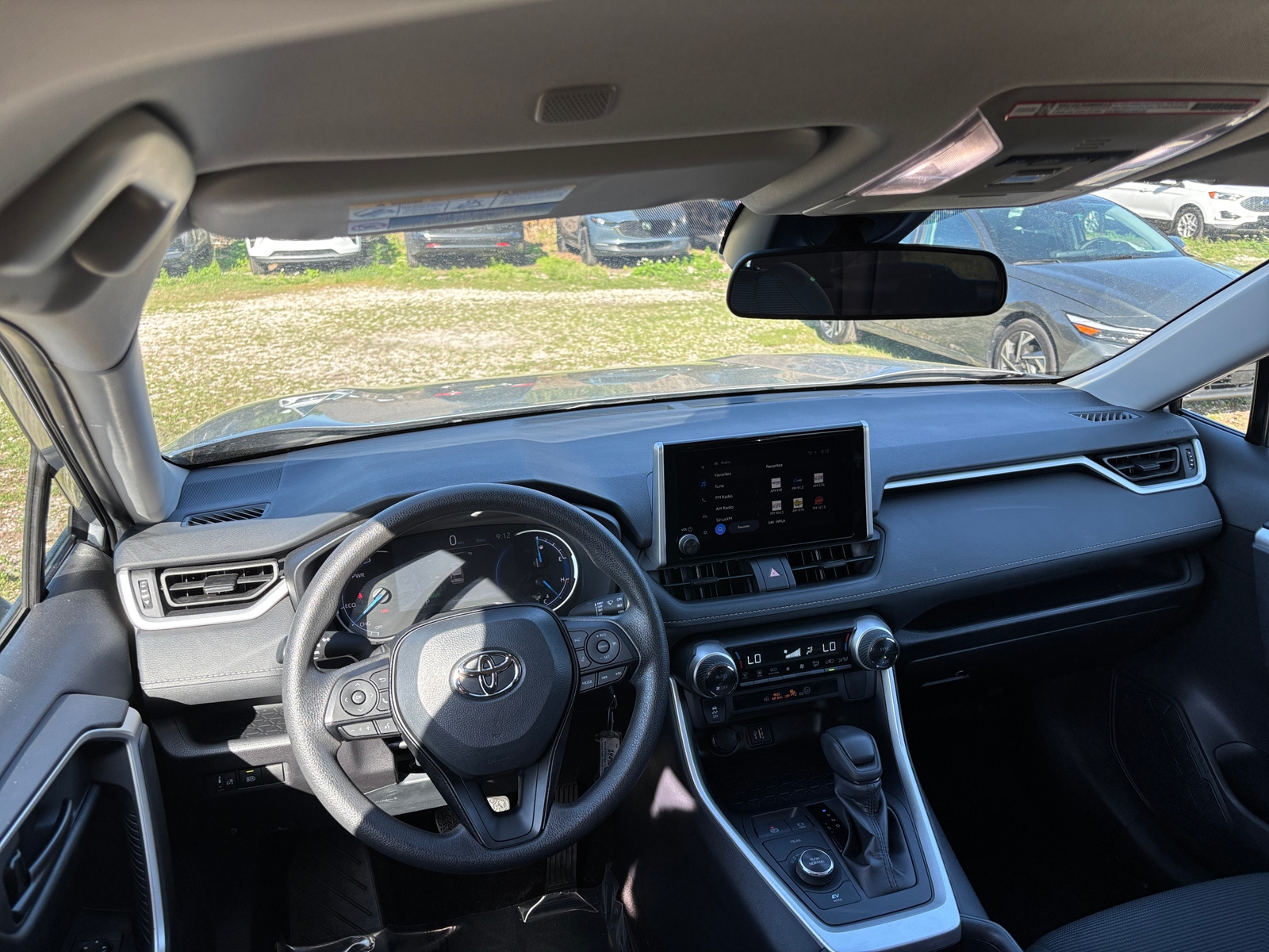 Thumbnail: 2025 Toyota RAV4 - 3