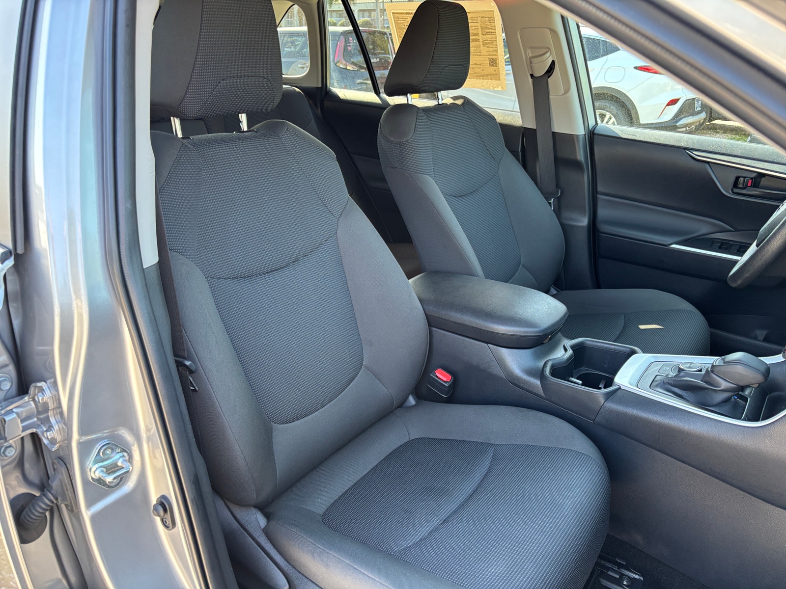 Thumbnail: 2025 Toyota RAV4 - 2