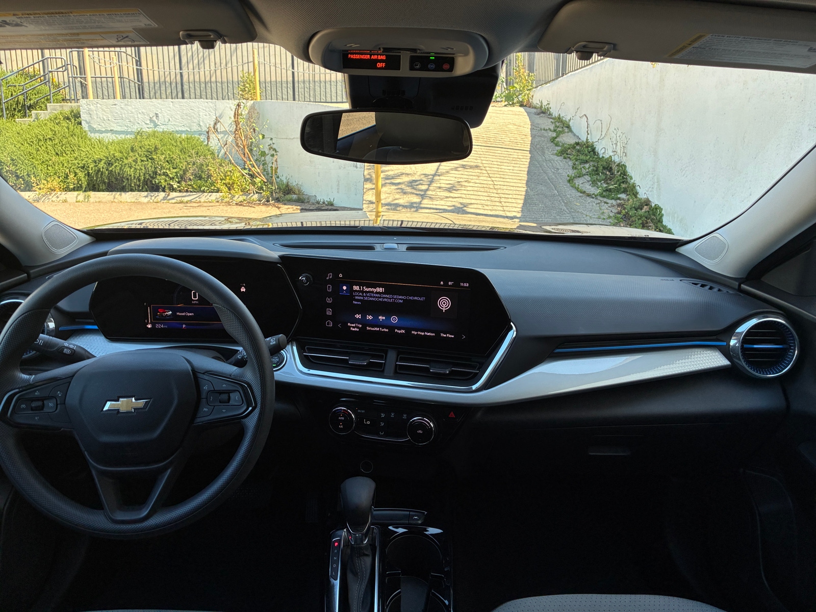 Thumbnail: 2025 Chevrolet Trax - 3