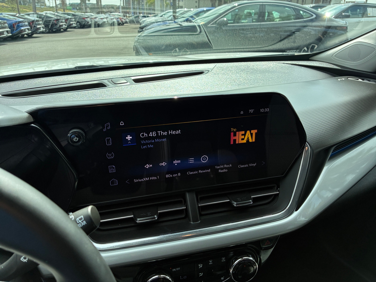 Thumbnail: 2025 Chevrolet Trax - 4