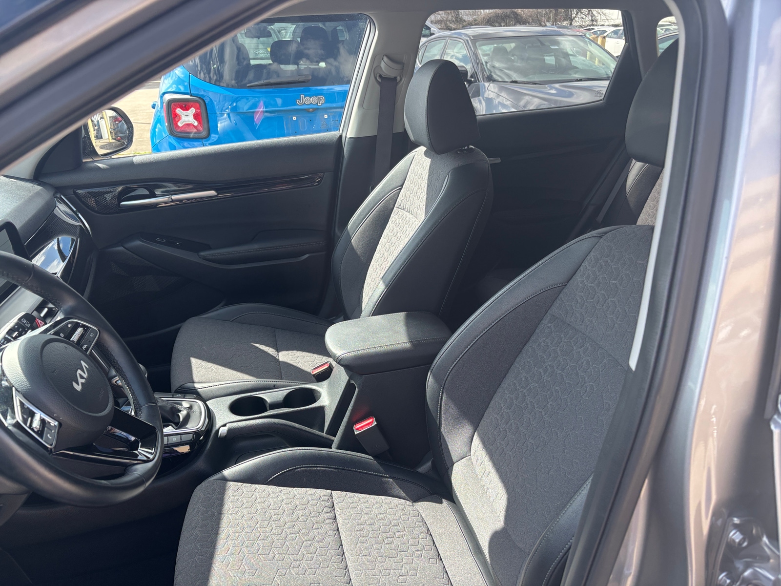 Thumbnail: 2025 Kia Seltos - 2