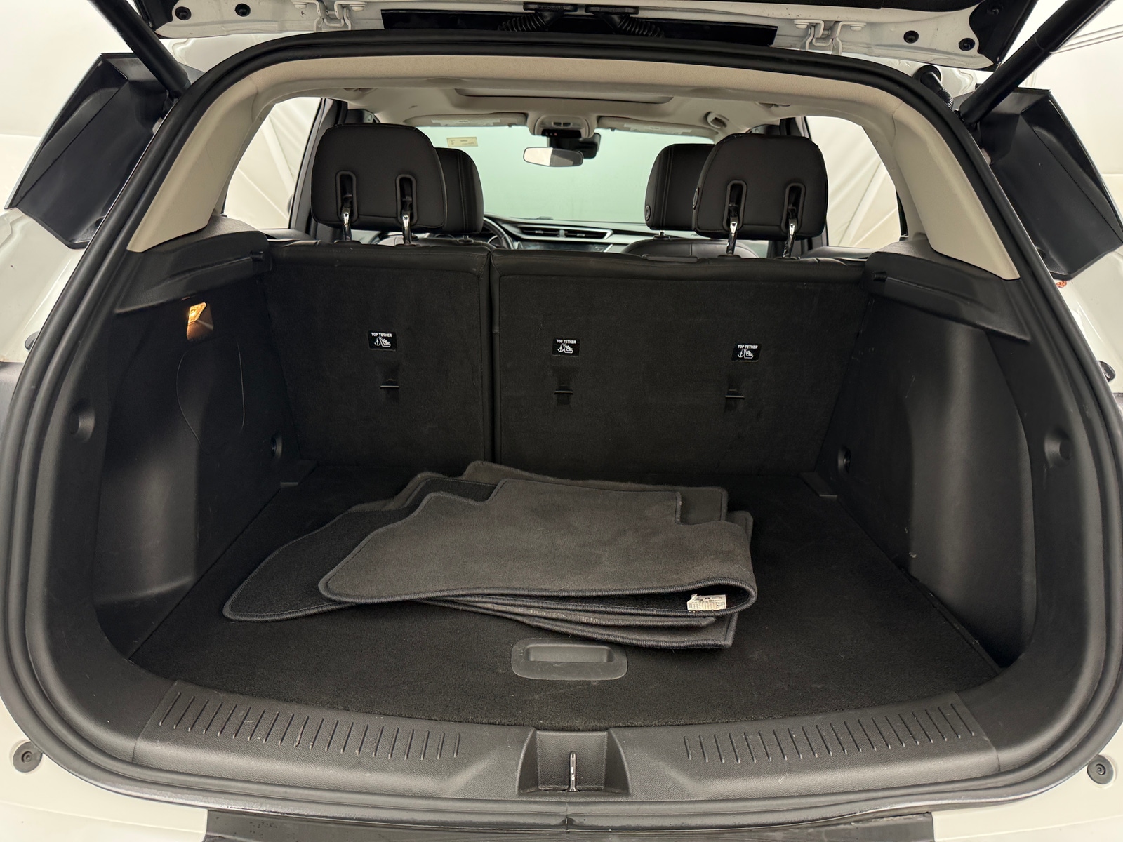 Thumbnail: 2021 Buick Encore GX - 6