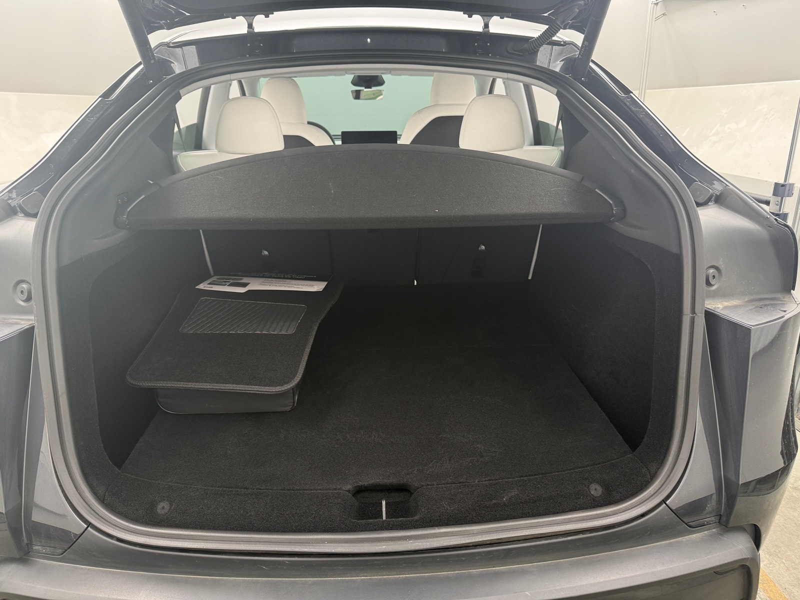 Thumbnail: 2026 Tesla Model Y - 6