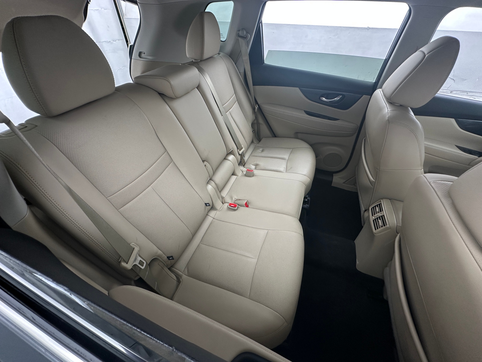 Thumbnail: 2016 Nissan Rogue - 5