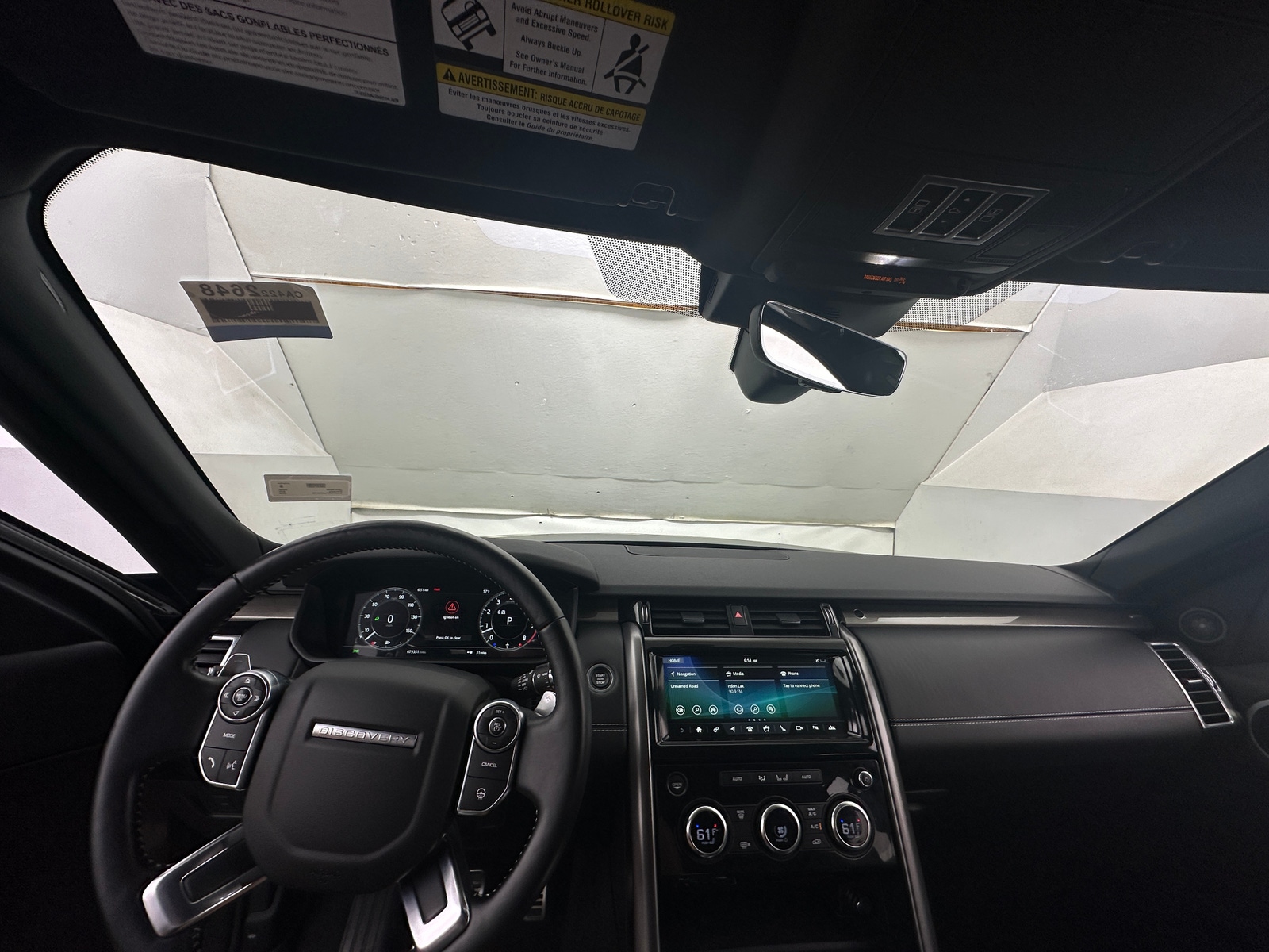 Thumbnail: 2018 Land Rover Discovery - 2