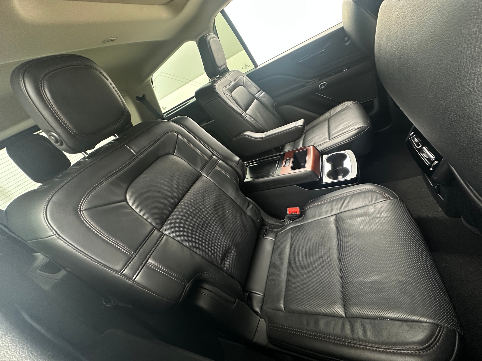 Thumbnail: 2020 Lincoln Aviator - 5