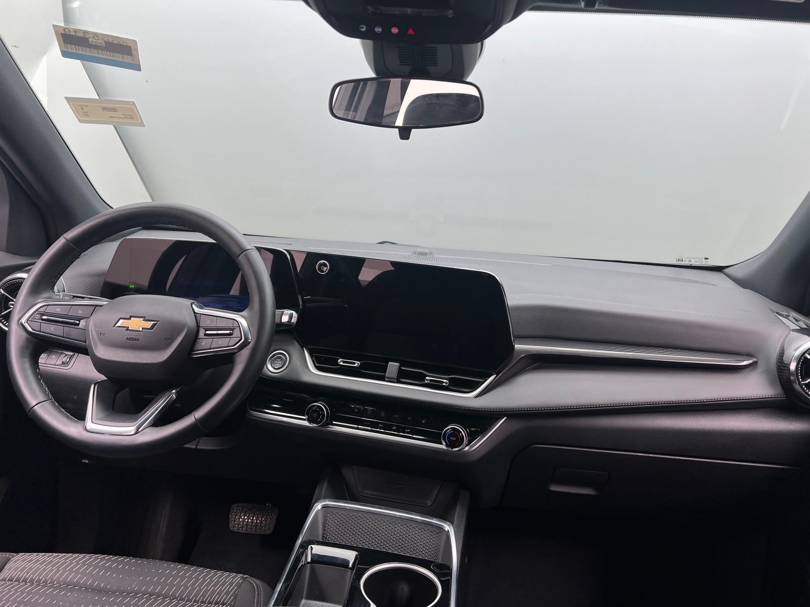 Thumbnail: 2025 Chevrolet Equinox - 3