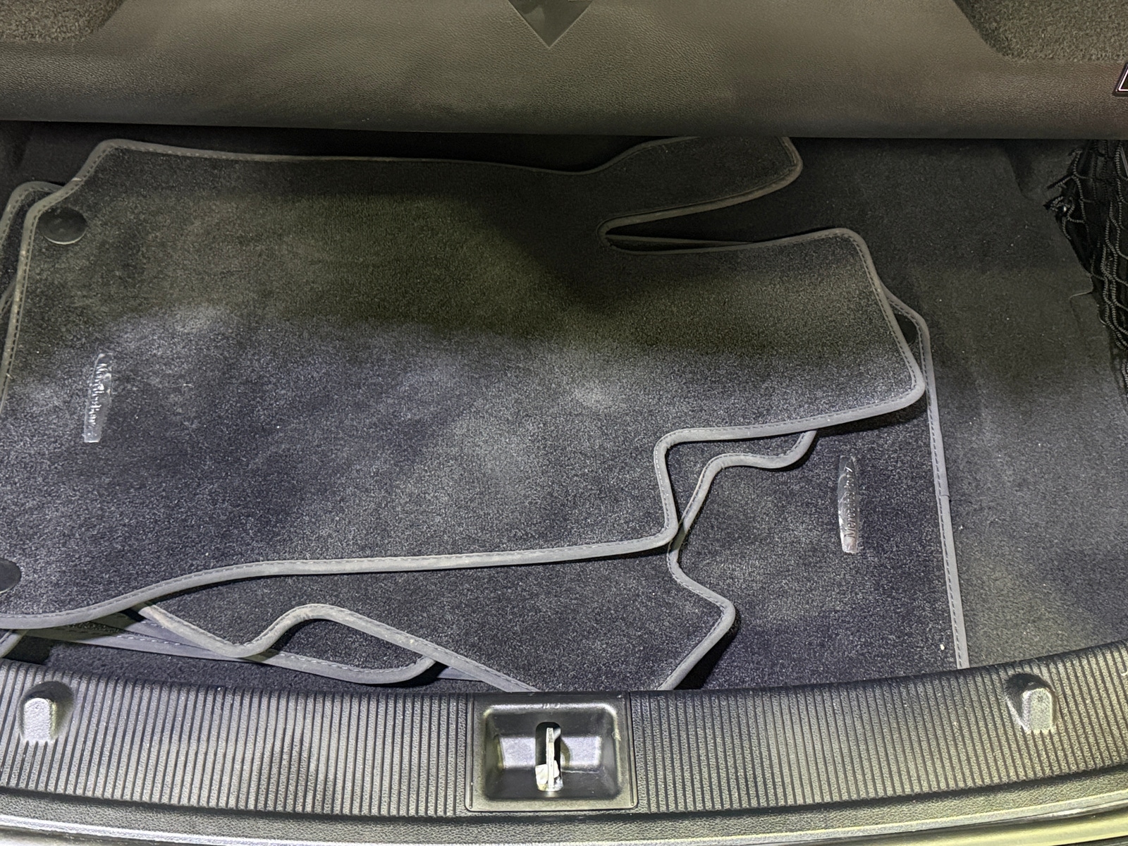 Thumbnail: 2014 Mercedes-Benz E-Class - 6