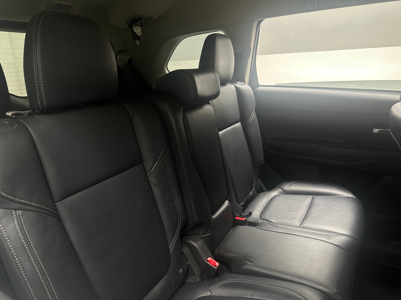 Thumbnail: 2020 Mitsubishi Outlander - 5