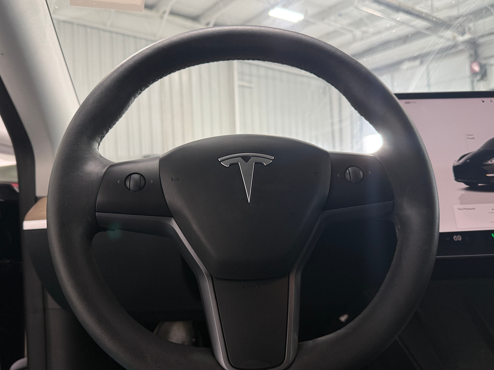 Thumbnail: 2023 Tesla Model Y - 4