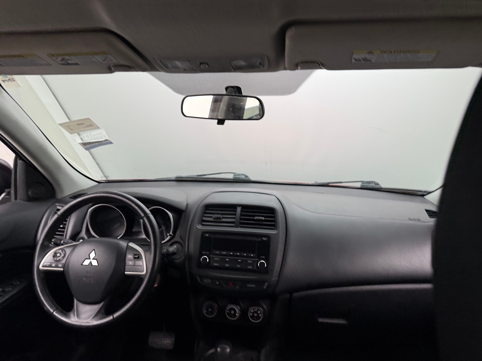 Thumbnail: 2015 Mitsubishi Outlander Sport - 3