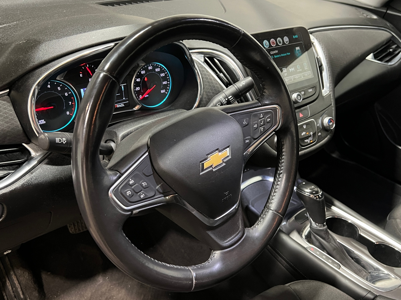 Thumbnail: 2018 Chevrolet Malibu - 5