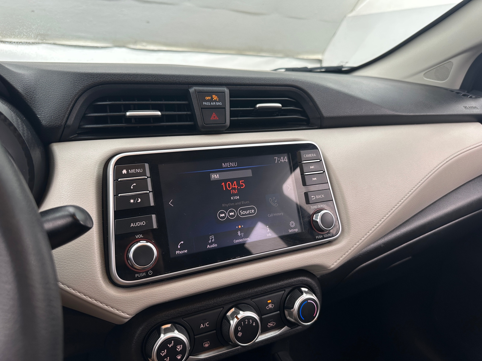 Thumbnail: 2021 Nissan Versa - 4