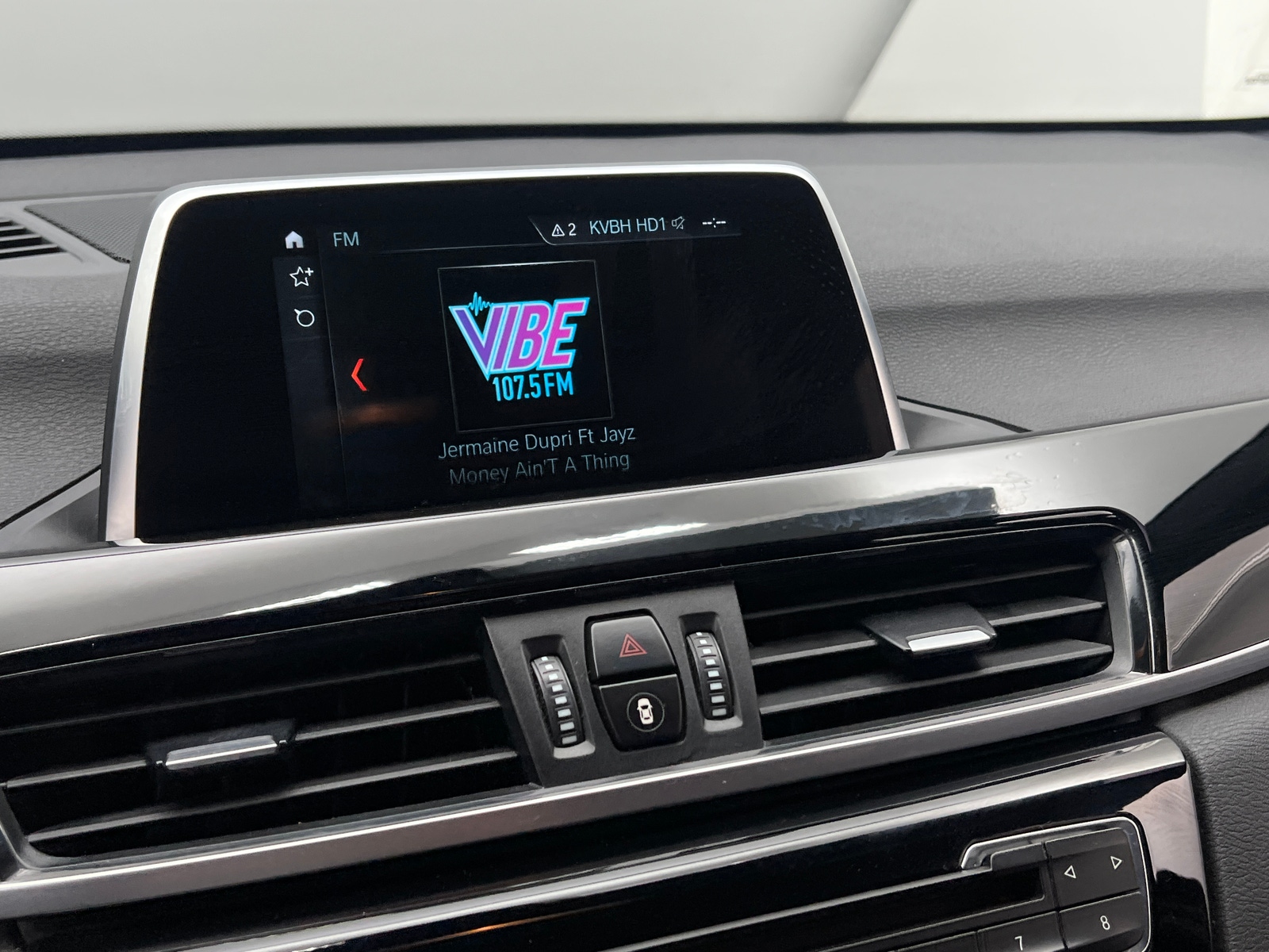 Thumbnail: 2019 BMW X1 - 3