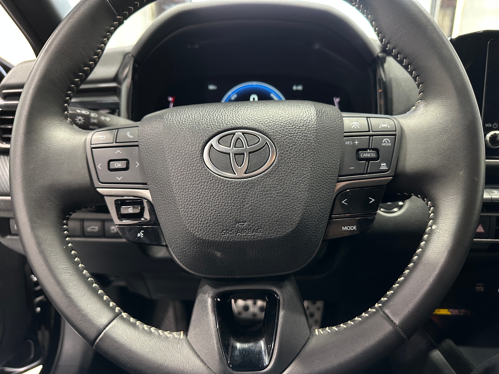 Thumbnail: 2025 Toyota Camry - 5