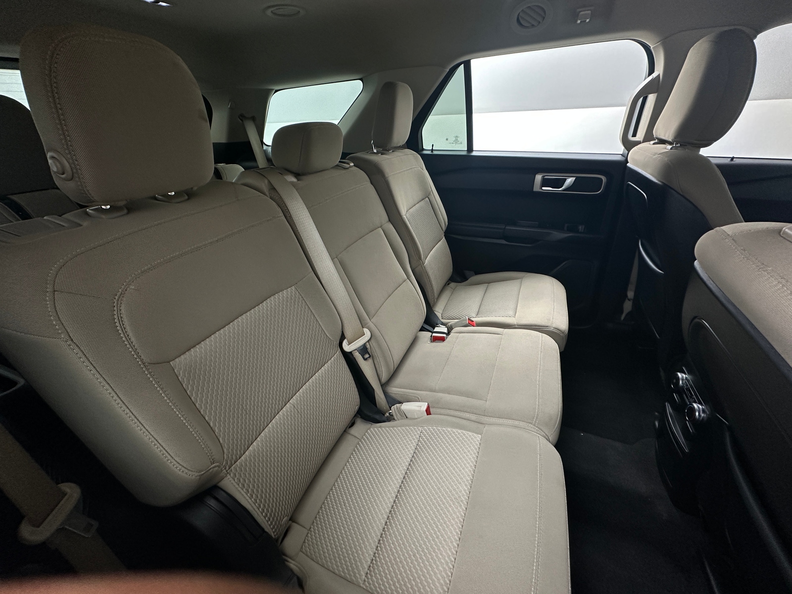 Thumbnail: 2020 Ford Explorer - 6