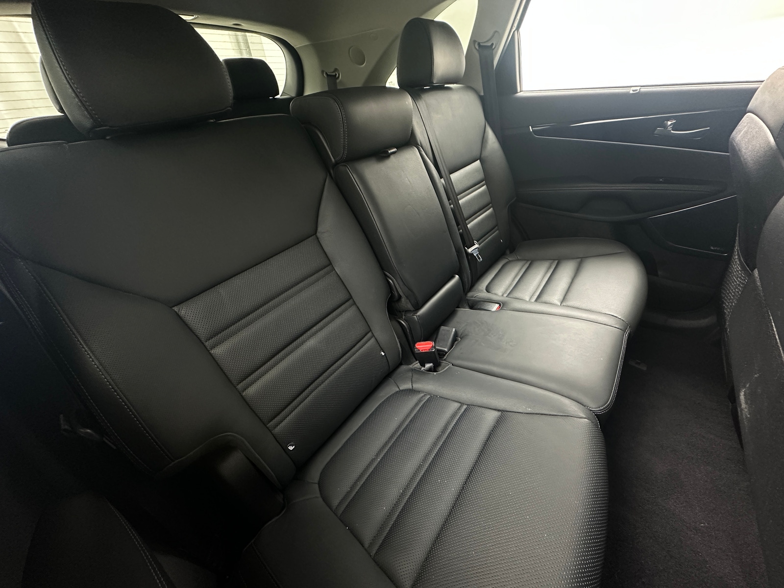 Thumbnail: 2016 Kia Sorento - 5