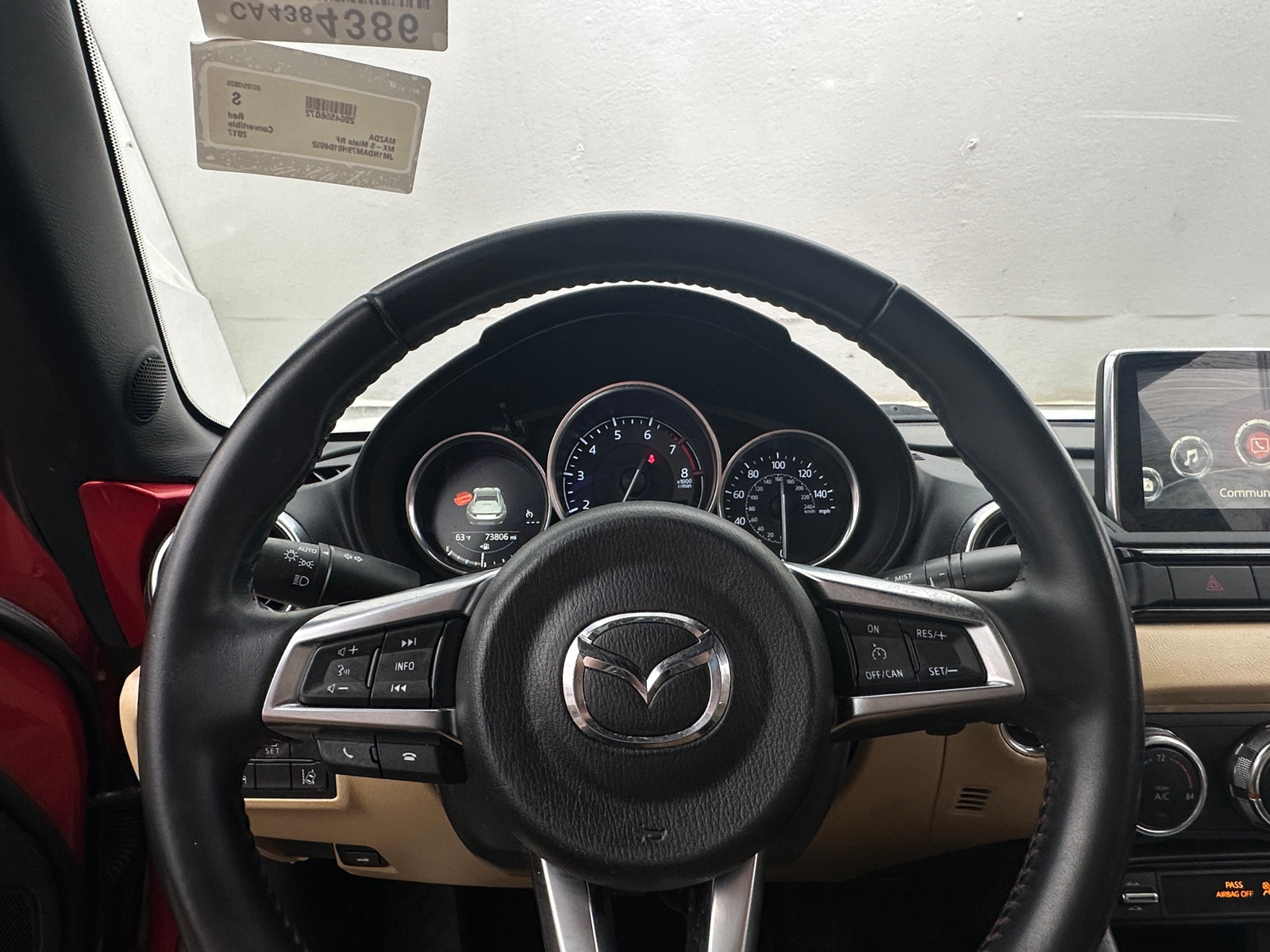 Thumbnail: 2017 Mazda MX-5 Miata - 4