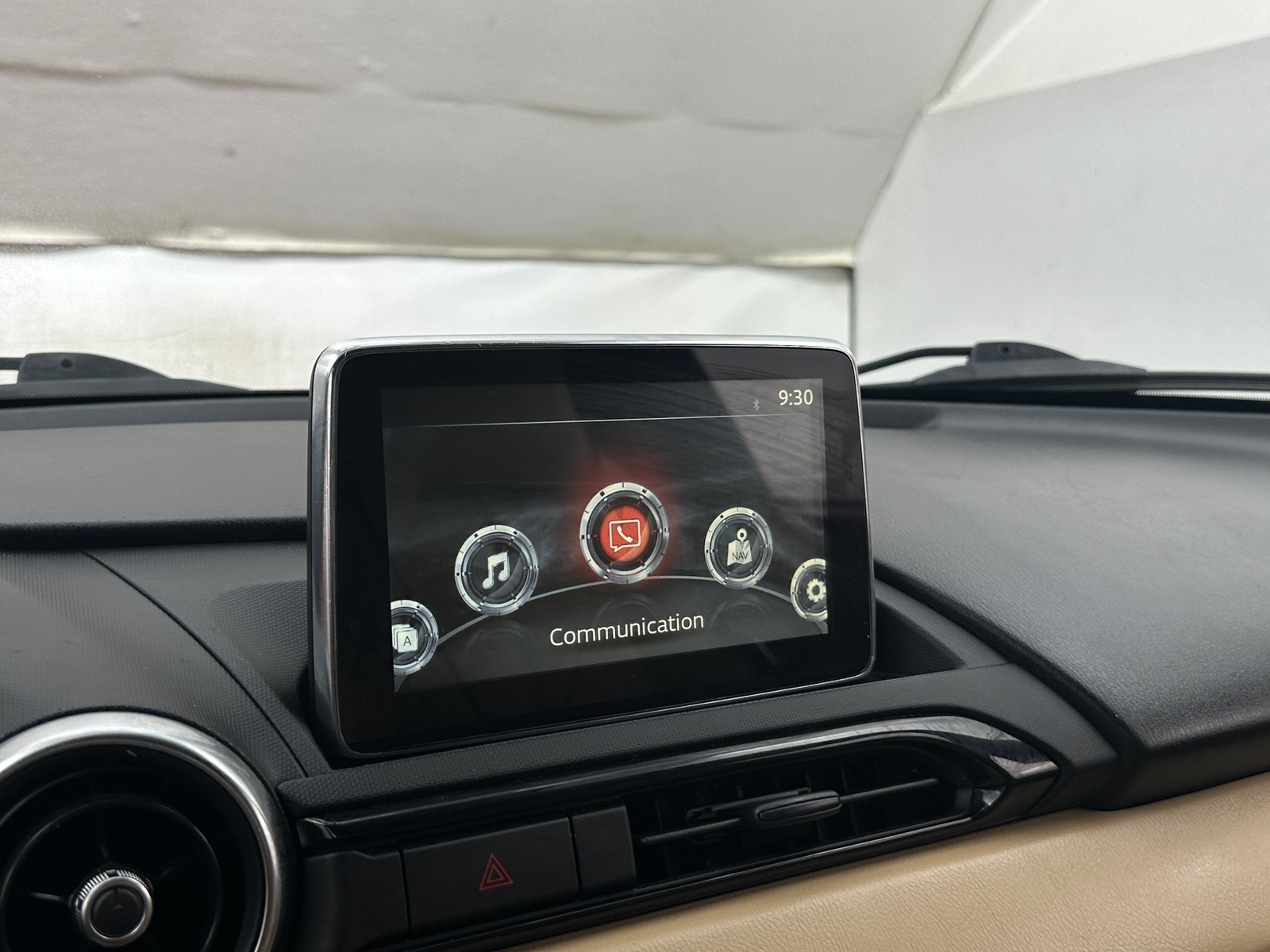 Thumbnail: 2017 Mazda MX-5 Miata - 3