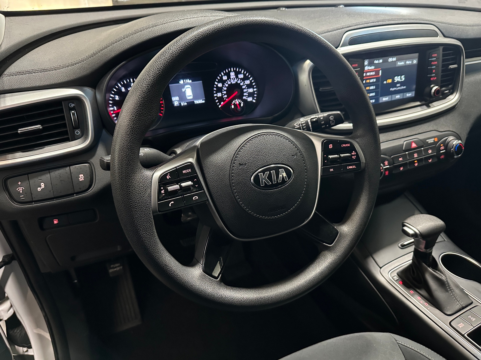 Thumbnail: 2019 Kia Sorento - 5