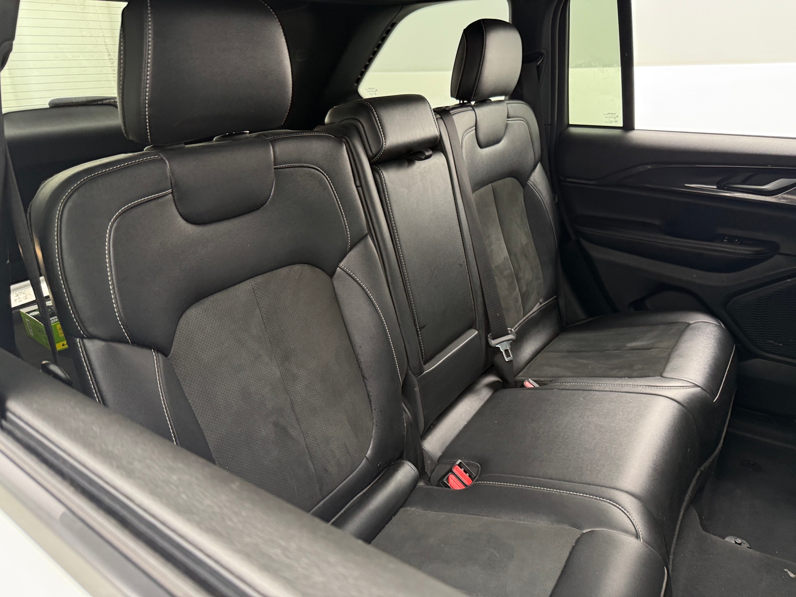 Thumbnail: 2023 Jeep Grand Cherokee - 6