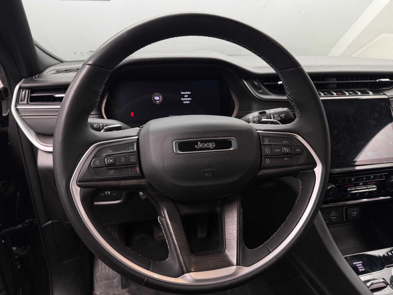 Thumbnail: 2024 Jeep Grand Cherokee L - 4