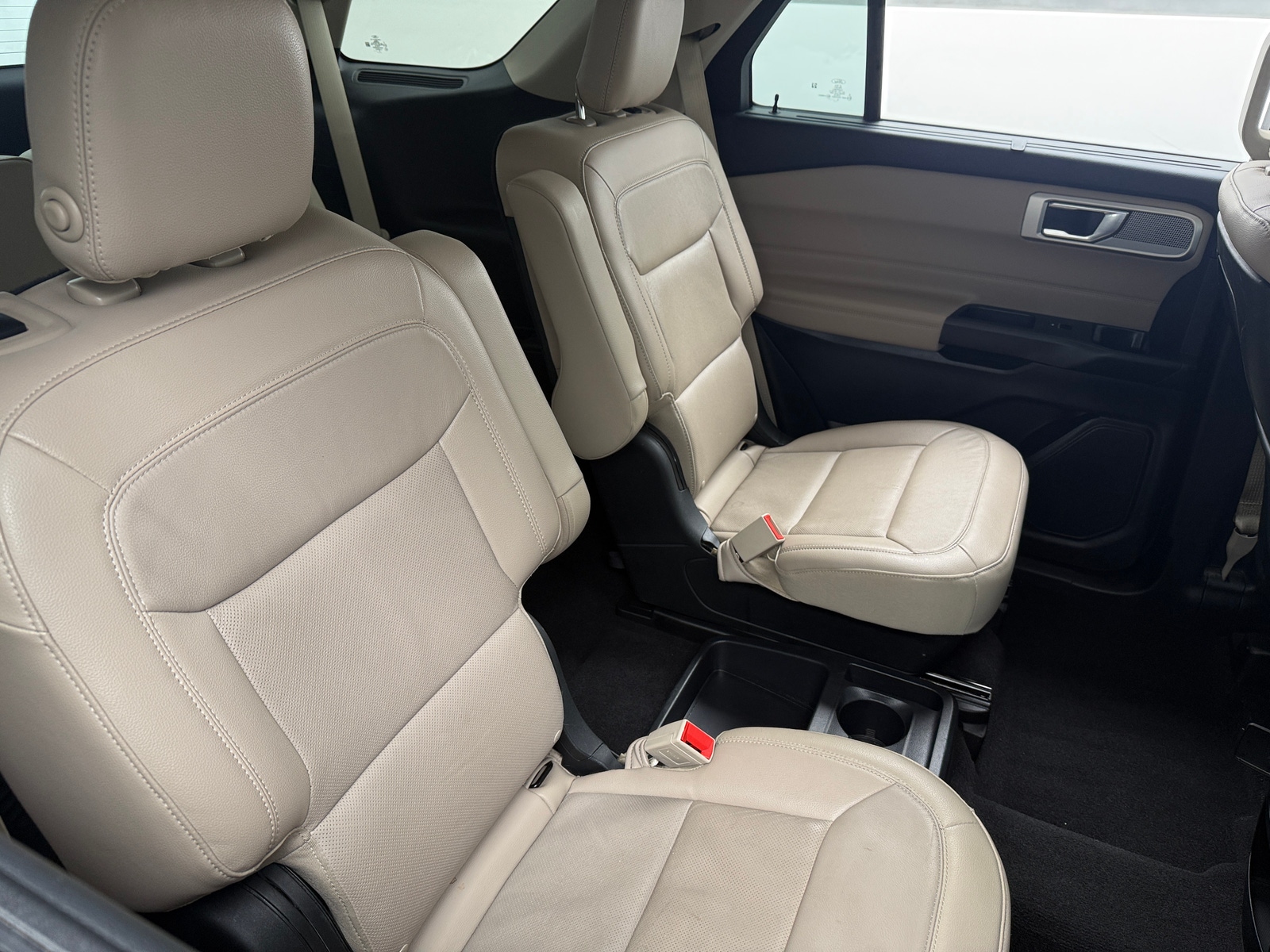 Thumbnail: 2020 Ford Explorer - 5