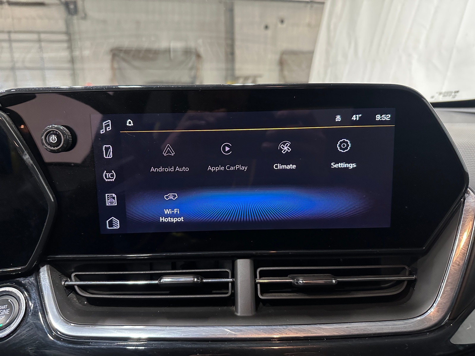 Thumbnail: 2024 Chevrolet Trax - 3