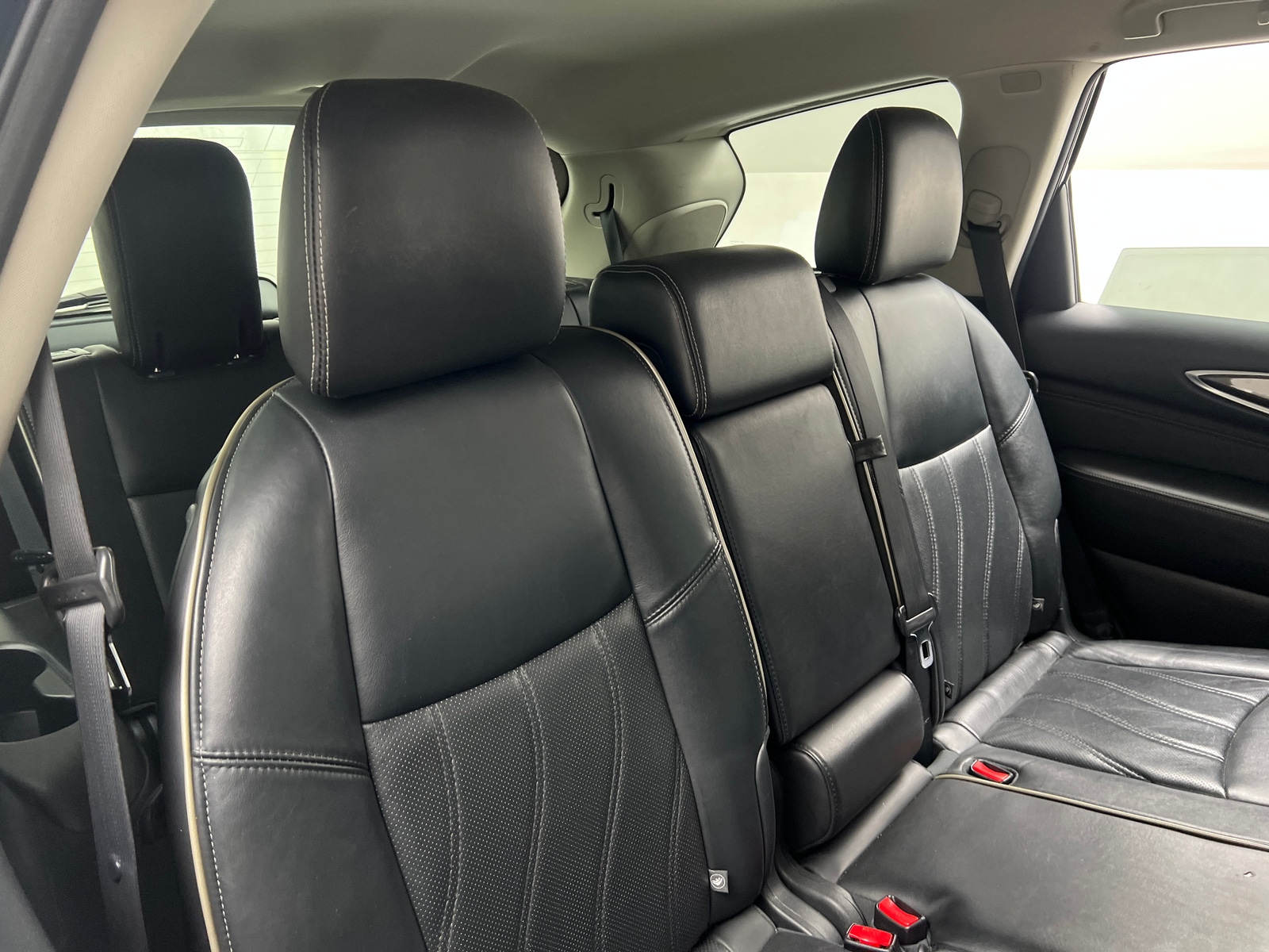 Thumbnail: 2017 INFINITI QX60 - 5