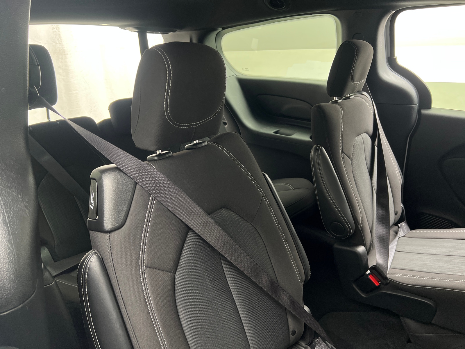 Thumbnail: 2024 Chrysler Pacifica - 6