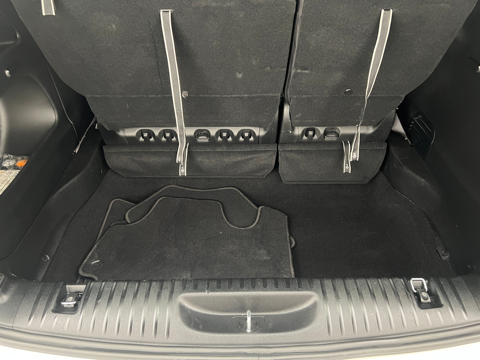 Thumbnail: 2024 Chrysler Pacifica - 7