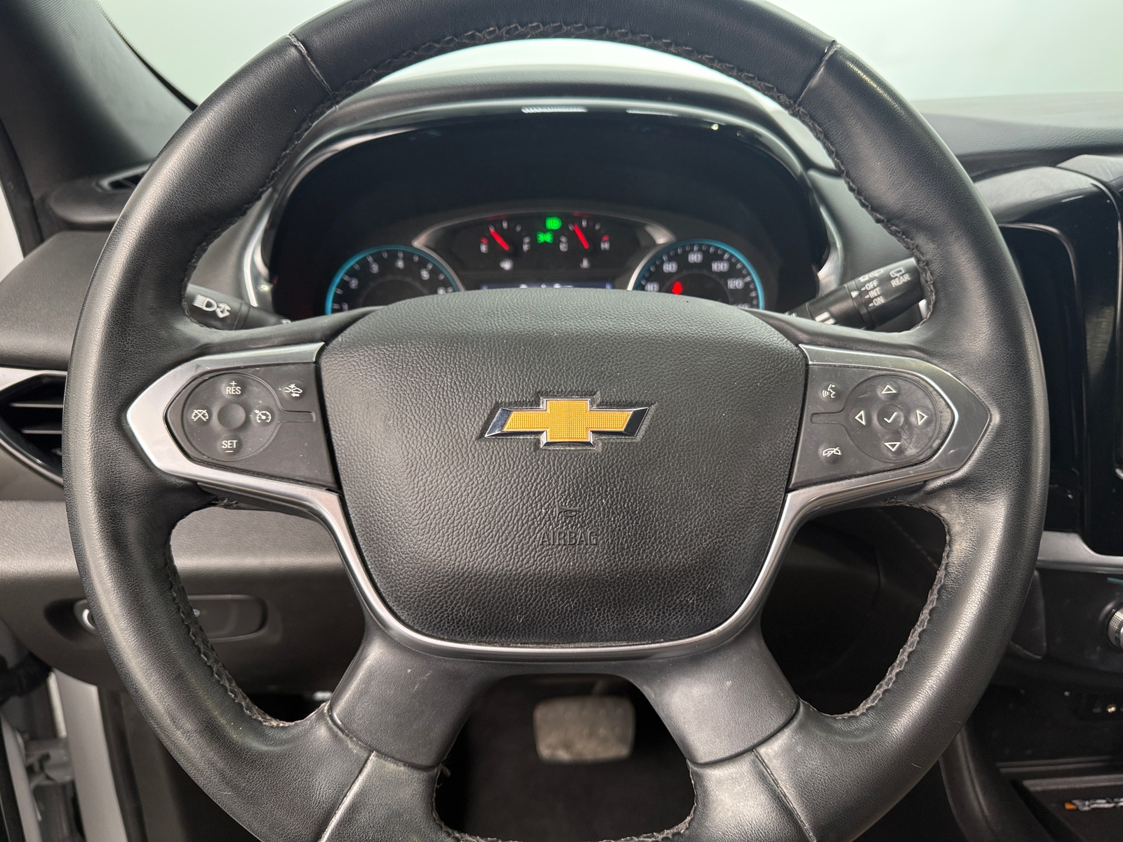 Thumbnail: 2023 Chevrolet Traverse - 5