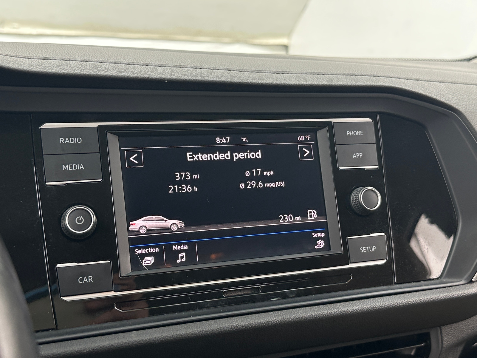 Thumbnail: 2019 Volkswagen Jetta - 4