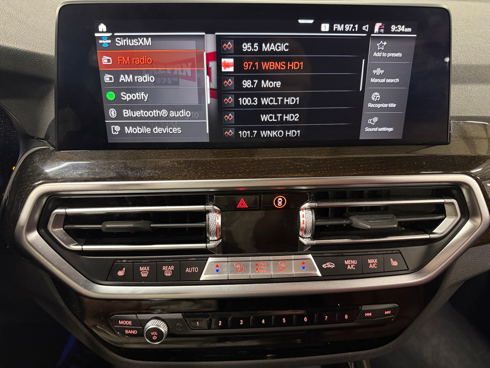 Thumbnail: 2023 BMW X3 - 3