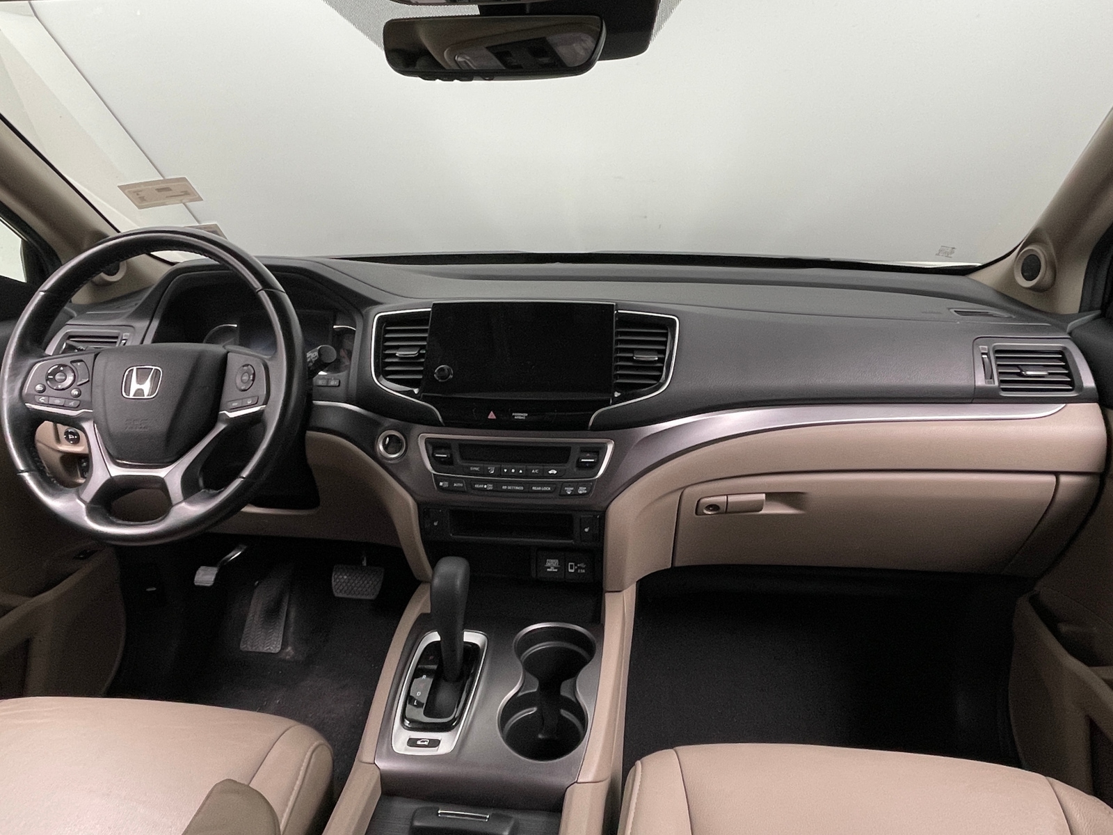 Thumbnail: 2019 Honda Pilot - 2