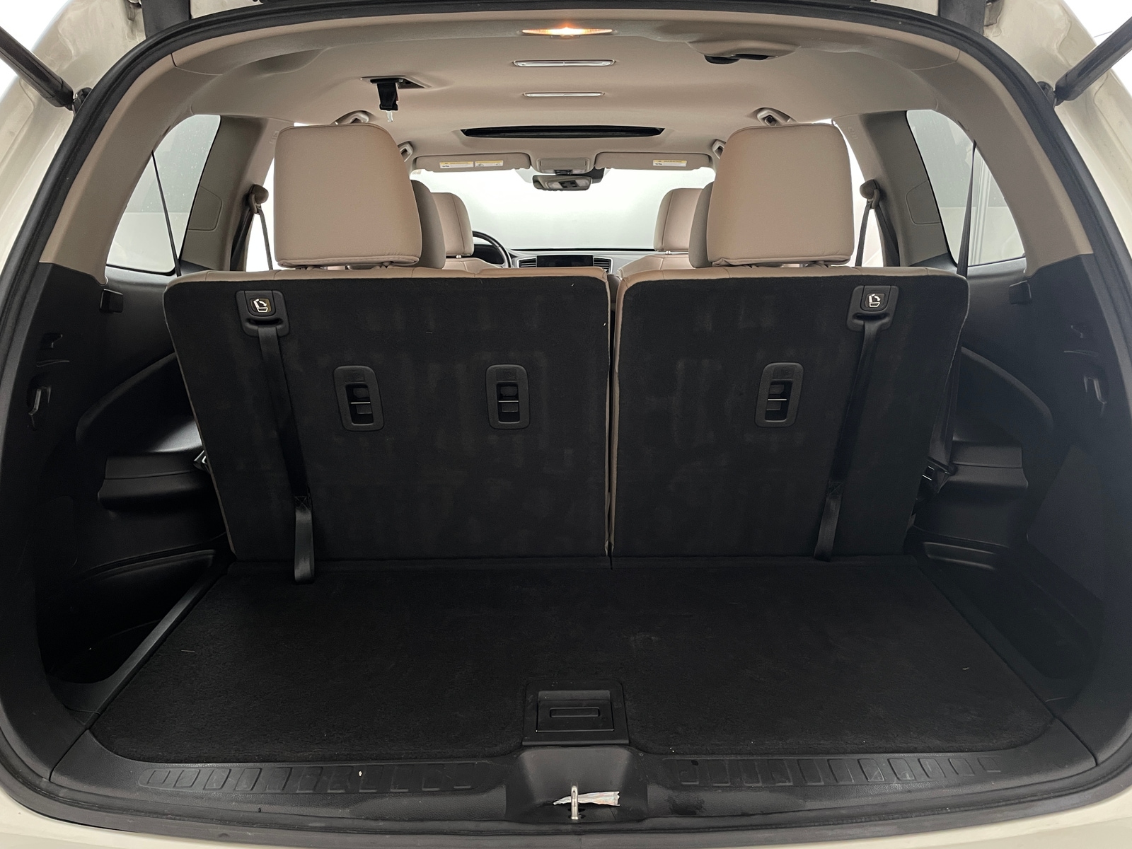 Thumbnail: 2019 Honda Pilot - 6