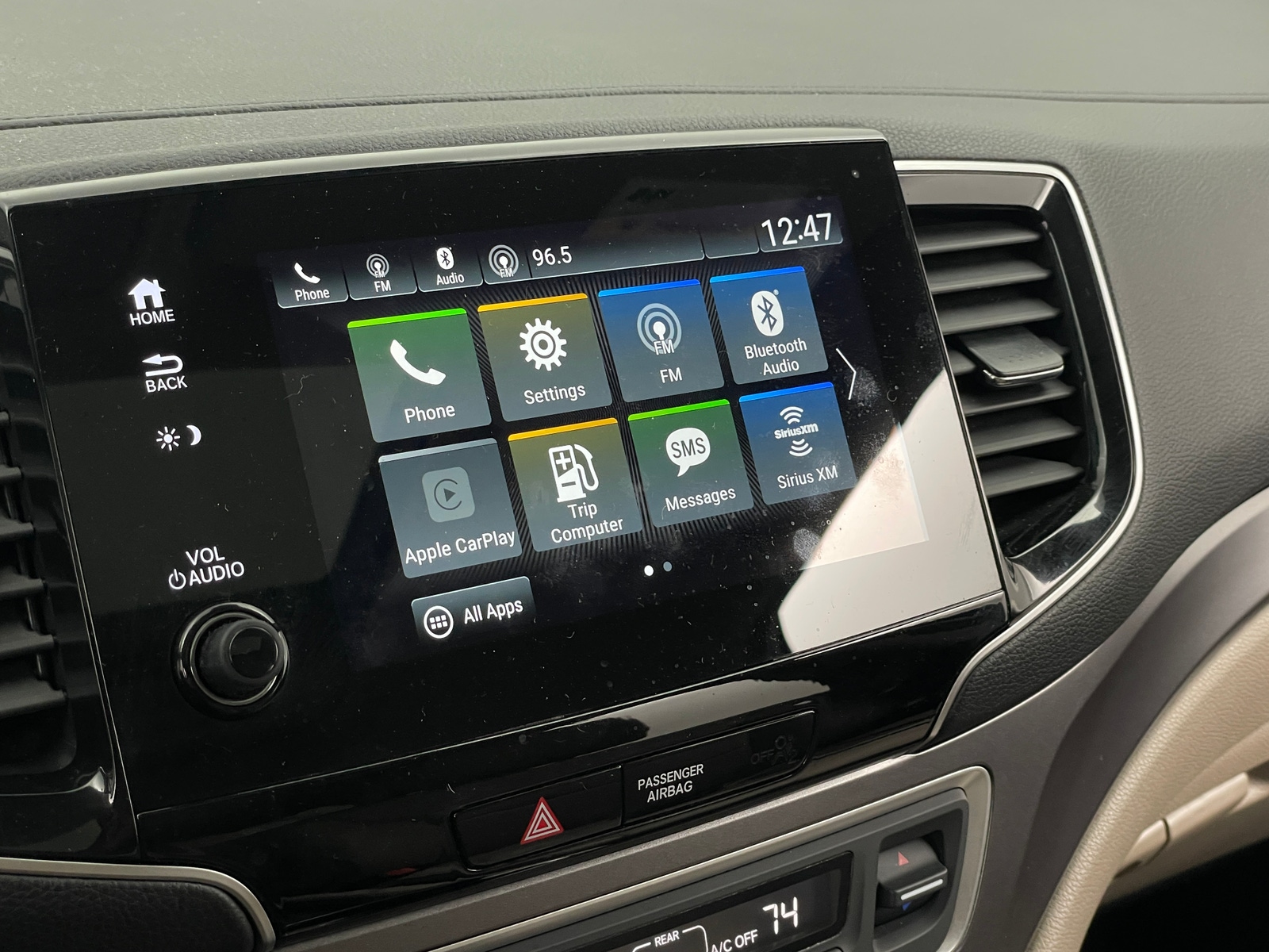 Thumbnail: 2019 Honda Pilot - 3