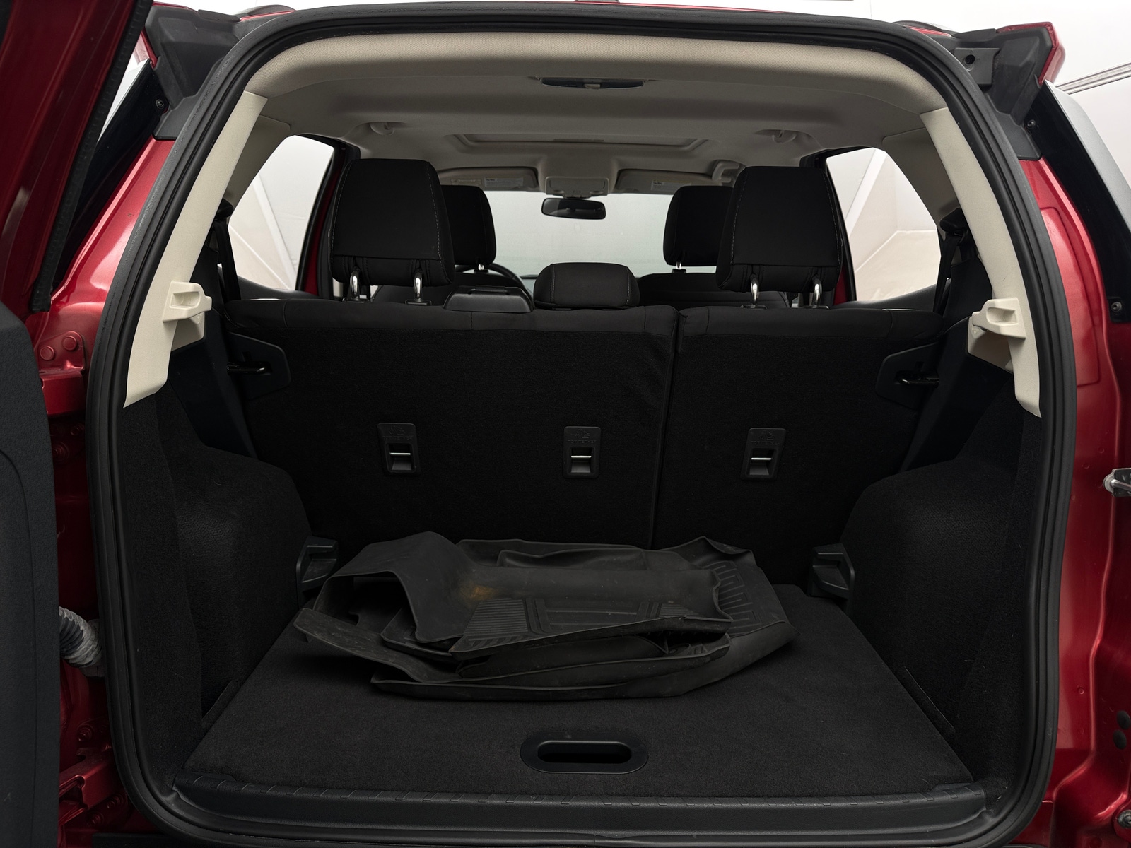 Thumbnail: 2018 Ford EcoSport - 7