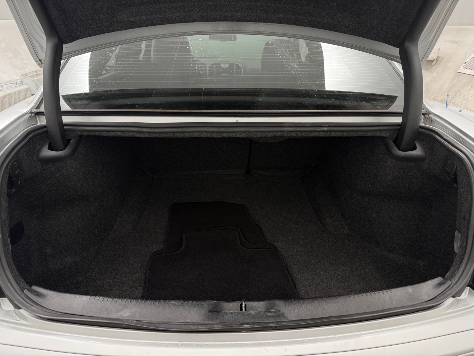 Thumbnail: 2021 Chrysler 300 - 7